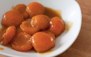 Preparazione Zuppa fredda di albicocche, robiola di Roccaverano e crumble ai pistacchi - Fase 3