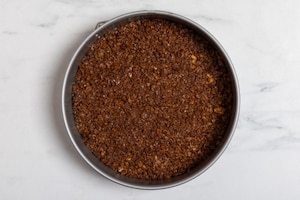 Preparazione Cheesecake alle albicocche - Fase 3