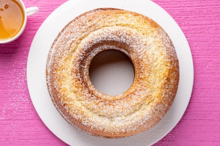 Preparazione Ciambellone allo yogurt - Fase 3 Preparazione Ciambellone allo yogurt - Fase 3