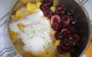 Preparazione Mostarda di pesche e ciliegie - Fase 2