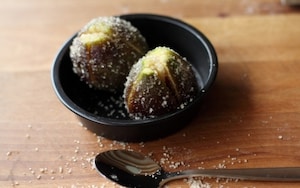 Preparazione Fichi caramellati con crema mascarpone-yogurt - Fase 1