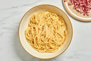 Preparazione Frittata di spaghetti - Fase 2