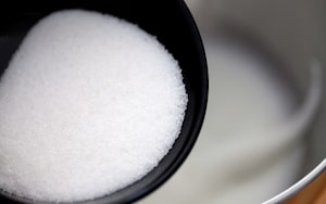 Preparazione Île flottante con coulis di fichi d'India - Fase 4