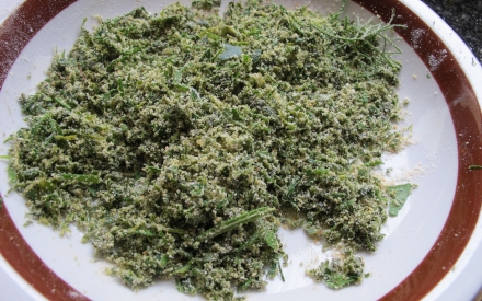 Preparazione Maiale in crosta d'erbe con salsa al miele e peperoncino - Fase 3 Preparazione Maiale in crosta d'erbe con salsa al miele e peperoncino - Fase 3