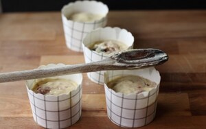 Preparazione Muffin al prosciutto e fichi - Fase 2