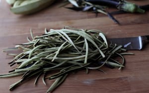 Preparazione Nidi di melanzane con scamorza affumicata - Fase 1