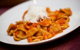 Orecchiette al sugo con cacioricotta