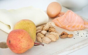 Preparazione Strudel di salmone, pere e mandorle - Fase 1