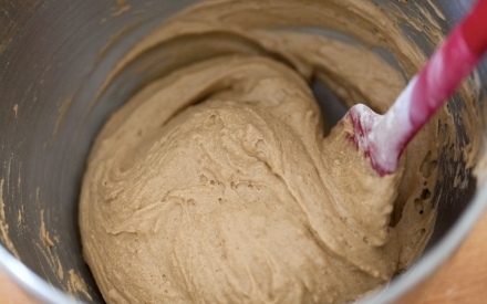 Preparazione Torta al caffè e gocce di cioccolato - Fase 3 Preparazione Torta al caffè e gocce di cioccolato - Fase 3