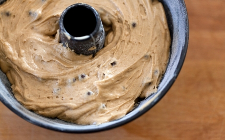 Preparazione Torta al caffè e gocce di cioccolato - Fase 5 Preparazione Torta al caffè e gocce di cioccolato - Fase 5
