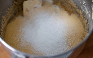 Preparazione Torta di polenta con fichi al Marsala - Fase 2