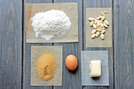 Preparazione Dita della strega di Halloween - Fase 1 Preparazione Dita della strega di Halloween - Fase 1