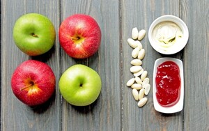 Preparazione Morsi di mela - Fase 1