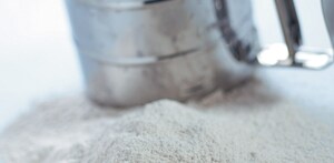 Preparazione Pasta fresca con farina di castagne - Fase 1