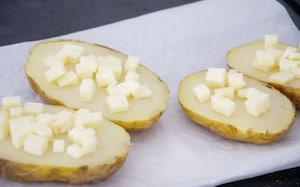 Preparazione Patate ripiene con Asiago e porcini - Fase 2