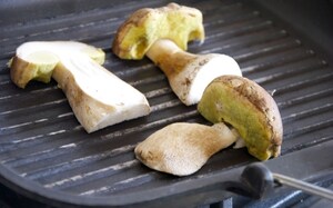 Preparazione Patate ripiene con Asiago e porcini - Fase 2