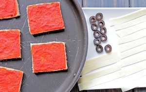 Preparazione Pizzette Mummia - Fase 1