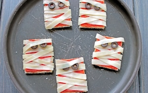 Preparazione Pizzette Mummia - Fase 2