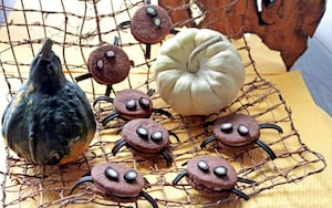 Preparazione Ragni di Halloween - Fase 2