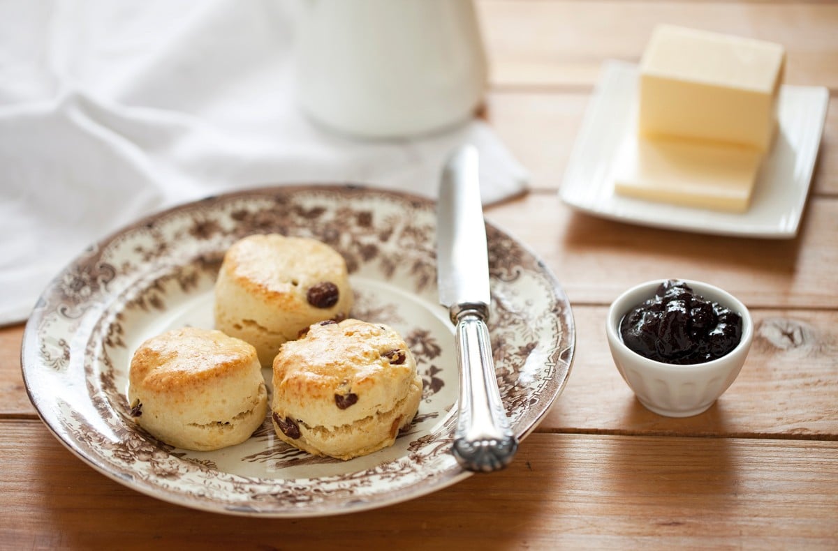 Scones all'uvetta ricetta