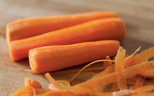 Preparazione Tortine alle carote e nocciole - Fase 1