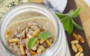Preparazione Zuppa di farro, porcini e pinoli nel barattolo - Fase 3