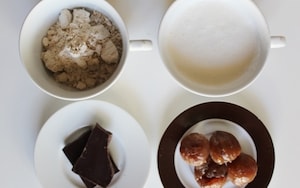 Preparazione Cestini di castagne con panna e cioccolato - Fase 1