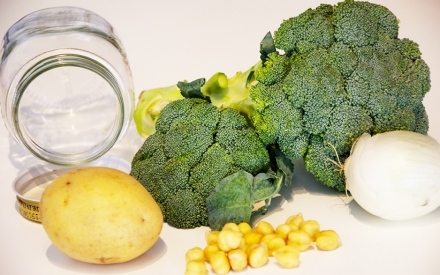 Preparazione Crema di broccolo, ceci e cipolla in barattolo - Fase 1 Preparazione Crema di broccolo, ceci e cipolla in barattolo - Fase 1
