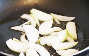 Preparazione Crema di broccolo, ceci e cipolla in barattolo - Fase 2