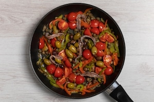 Preparazione Puttanesca di peperoni - Fase 2