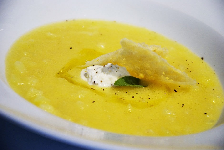 Zuppa di polenta e patate con gorgonzola ricetta