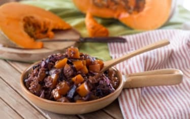 Riso rosso con zucca caramellata e radicchio