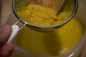 Preparazione Baccalà con salsa di carote, carciofi, noci e polvere di rosmarino - Fase 3