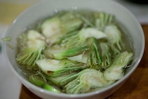 Preparazione Baccalà con salsa di carote, carciofi, noci e polvere di rosmarino - Fase 4