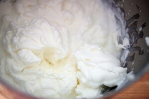 Preparazione Bavarese al torrone - Fase 3