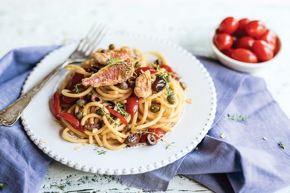 Maccheroni alla chitarra con le triglie  ricetta