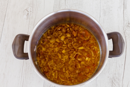 Preparazione Crema di zucchine e crostini alla paprika - Fase 1 Preparazione Crema di zucchine e crostini alla paprika - Fase 1