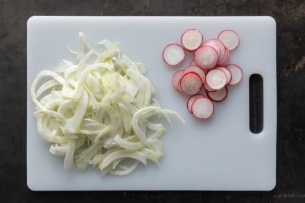Preparazione Insalata di radicchio e finocchio al pompelmo - Fase 1 Preparazione Insalata di radicchio e finocchio al pompelmo - Fase 1