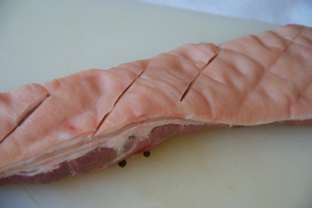Preparazione Pancetta di maiale agli agrumi - Fase 2 Preparazione Pancetta di maiale agli agrumi - Fase 2