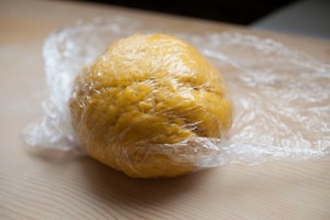 Preparazione Ravioli del Plin con ricotta e spinaci - Fase 6