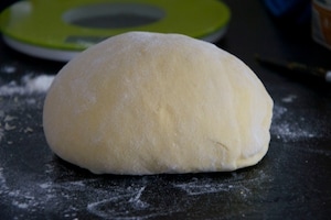 Preparazione Ravioli pere e taleggio - Fase 1