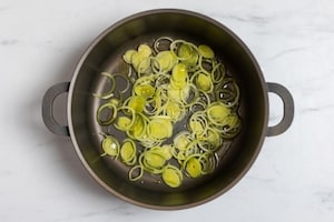Preparazione Risotto ai finocchi, porri e capesante  - Fase 2