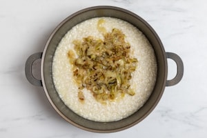 Preparazione Risotto ai finocchi, porri e capesante  - Fase 4