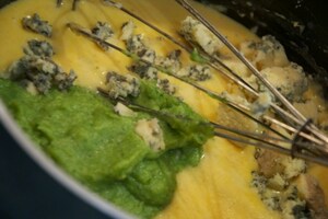 Preparazione Soufflé di broccoli e gorgonzola - Fase 4