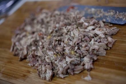 Preparazione Tagliatelle di grano Russello e ragù di fagiano - Fase 3 Preparazione Tagliatelle di grano Russello e ragù di fagiano - Fase 3