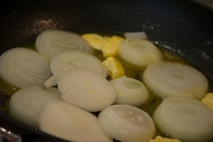 Preparazione Tarte tatin di cipolle - Fase 2