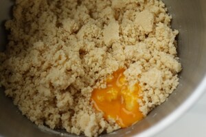 Preparazione Torta di pere al torrone  - Fase 1