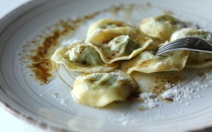 Tortelli ripieni di coniglio e spinaci