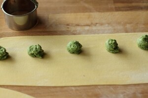 Preparazione Tortelli ripieni di coniglio e spinaci - Fase 3