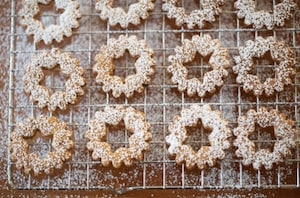 Preparazione Biscotti Linzer - Fase 6